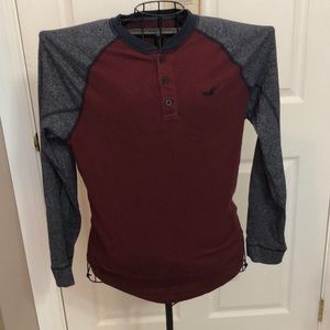 Hollister 2 tone shirt